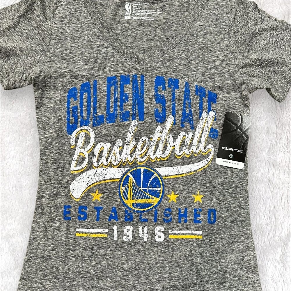 NBA Golden State Warriors Soft T-Shirt | Grey | Size S | NWT - Picture 3 of 5